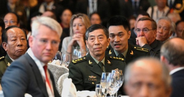 中新网：中国国防部长因采购腐败罪接受调查