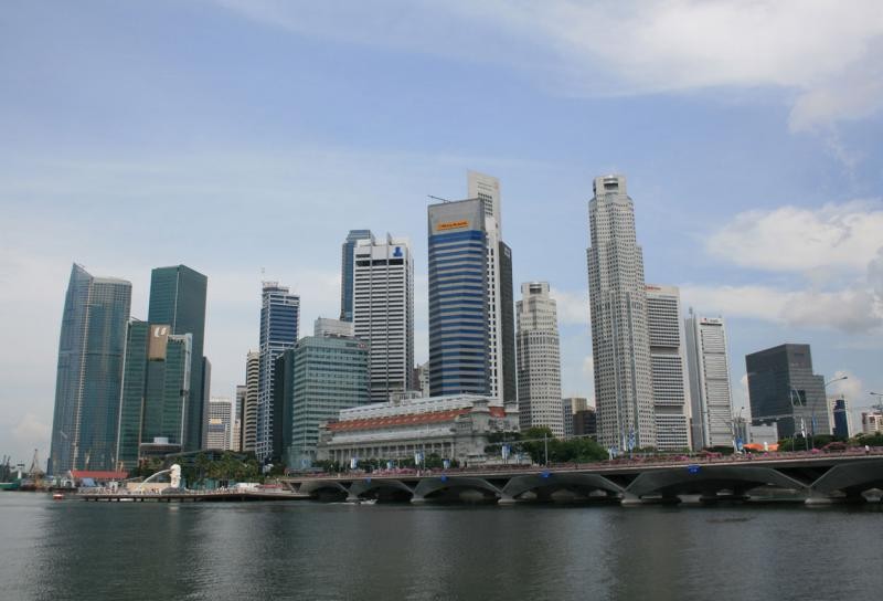 Singapore to update electronic payment regulations in fintech drive