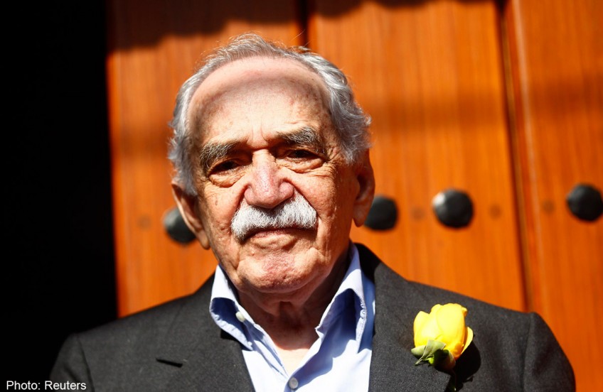 Fans pay tribute to Nobel laureate Garcia Marquez in Mexico City 