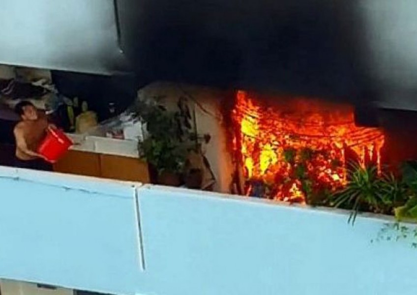 Blaze in Eunos put out in under 10 minutes thanks to neighbours
