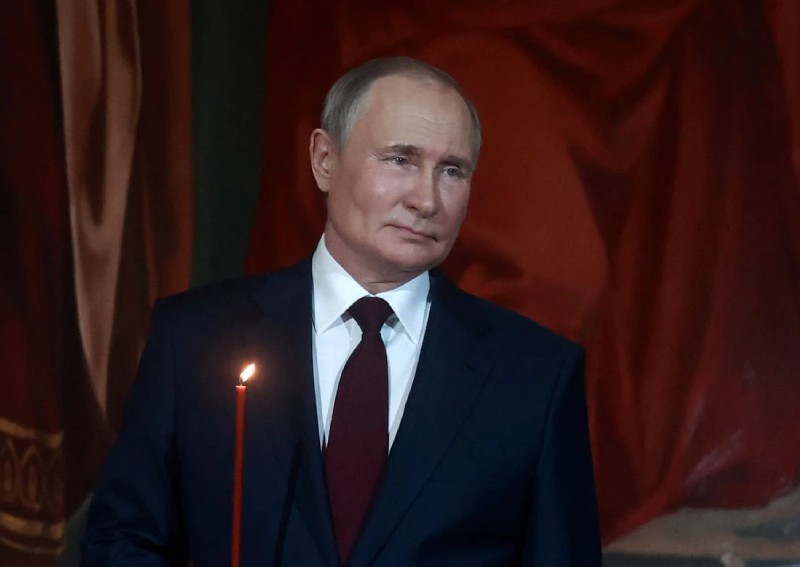 Vladimir Putin accuses West of 'terror', tells prosecutors to be tough