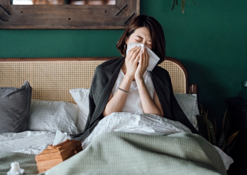 Tips and tricks to manage symptoms of period flu