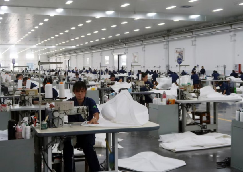 China's March factory activity expands for first time in 6 months