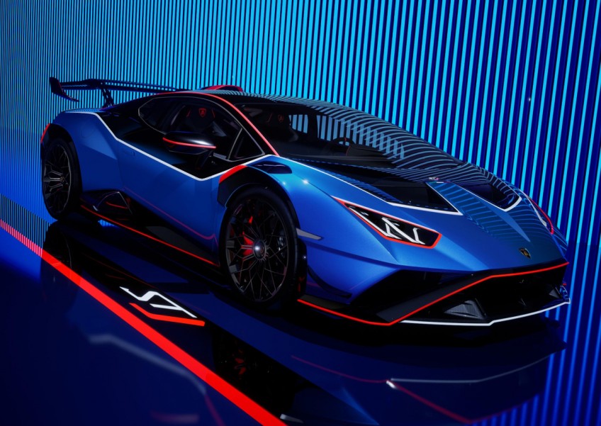 Lamborghini pays tribute to its naturally aspirated V10 engine with the limited edition Huracan STJ