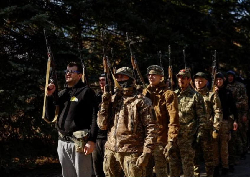 Ukraine launches military charm offensive as conscription flags