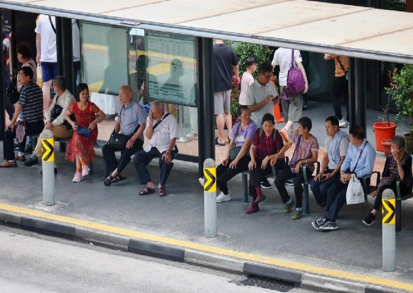 Passengers in Singapore still satisfied with public transport, but fewer happy with bus waiting times: Survey
