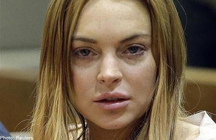 Actress Lindsay Lohan leaves rehab after 90 days