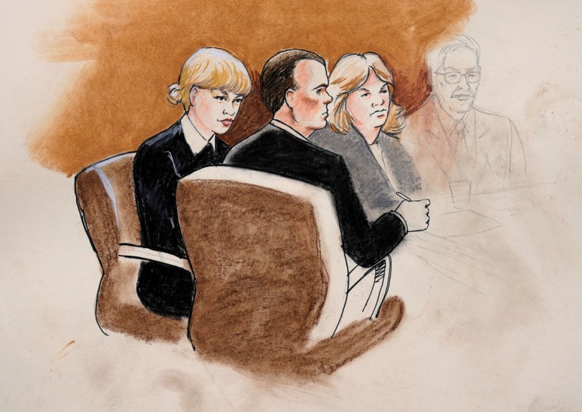 Taylor Swift tells US court of shock over alleged groping