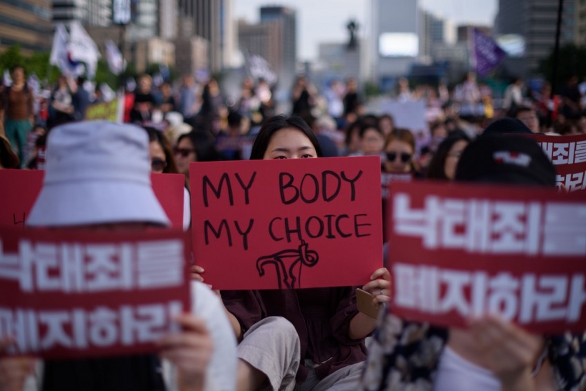 S. Korea doctors protest over tougher abortion restrictions