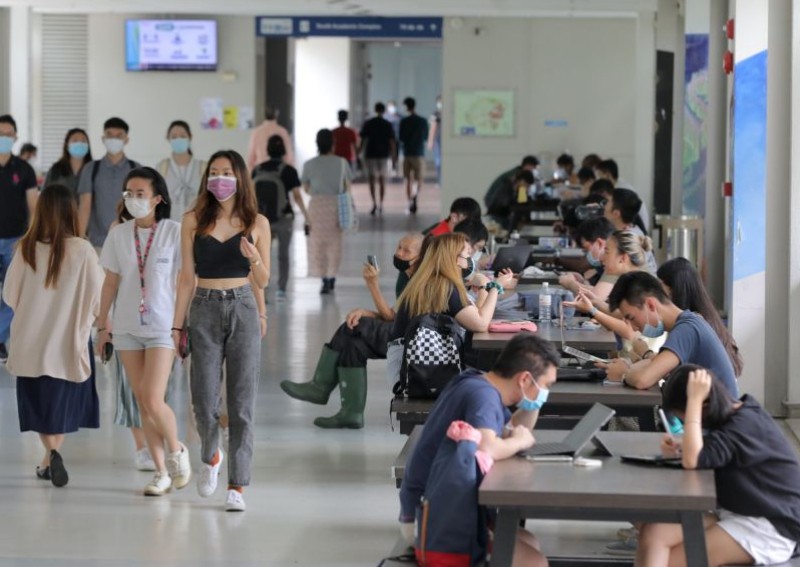Borrowing money by young Singaporeans soars during pandemic