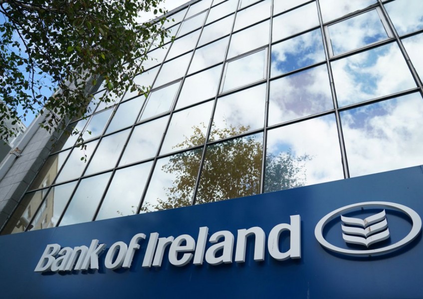 People rush to ATMs after windfall from Bank of Ireland app glitch