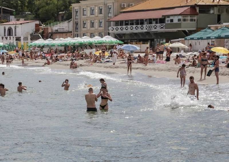 Ukraine's Odesa opens a few beaches for the first time since Russian invasion