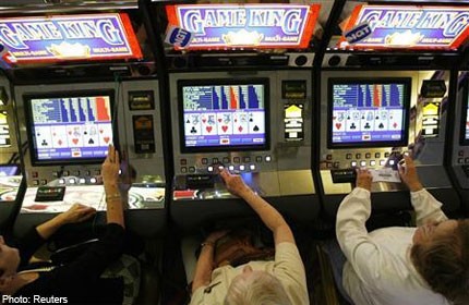 Centralised self-exclusion for non-casino jackpot rooms