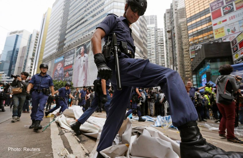 China charms Hong Kong's law enforcers