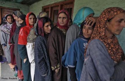 Indian army kill six militants crossing into Kashmir to disrupt vote