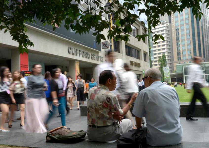 Singaporeans should do these 3 things to retire early