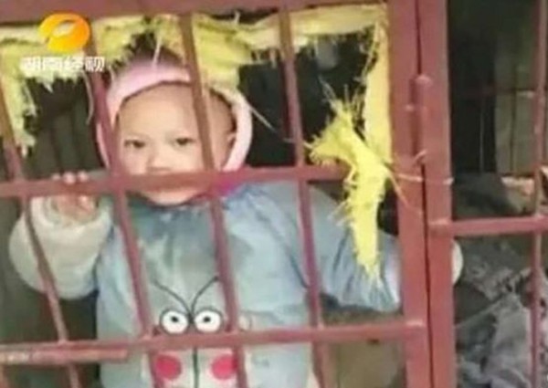Chinese woman accused of locking crying baby in dog cage to play mahjong in peace