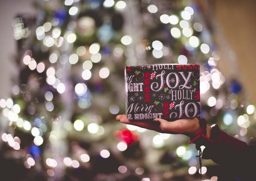 6 ways to spread the Christmas cheer this year