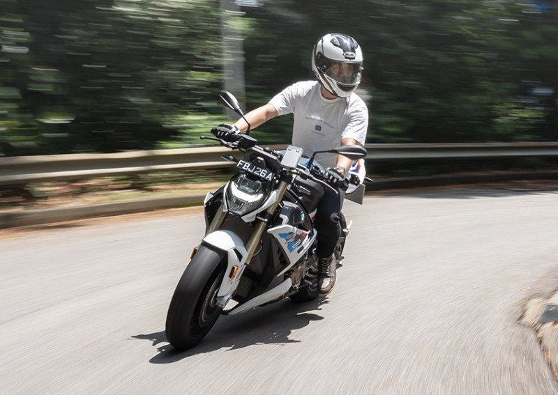 Bike review: BMW S1000R stands out with its effortlessly usable day-to-day character