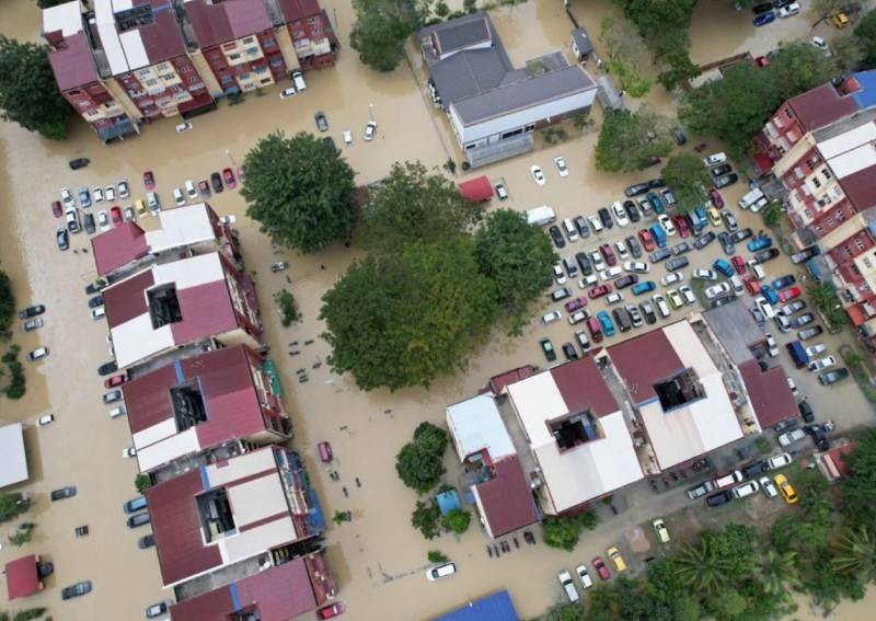 Malaysia seeks UN climate adaptation funds amid deadly floods