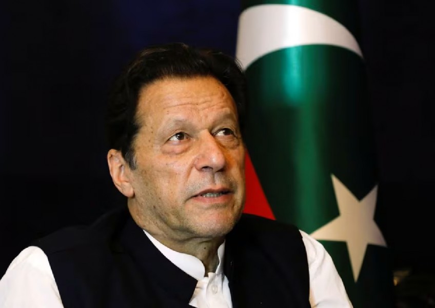 Pakistan media ban on Imran Khan trial raises transparency concerns