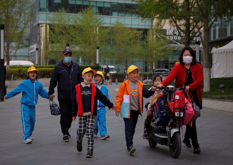 Children are the best investment for China, says Beijing think-tank