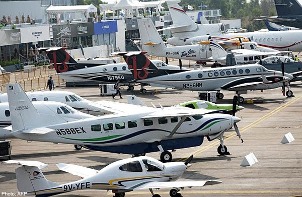 Singapore Airshow's aerobatic display to start earlier