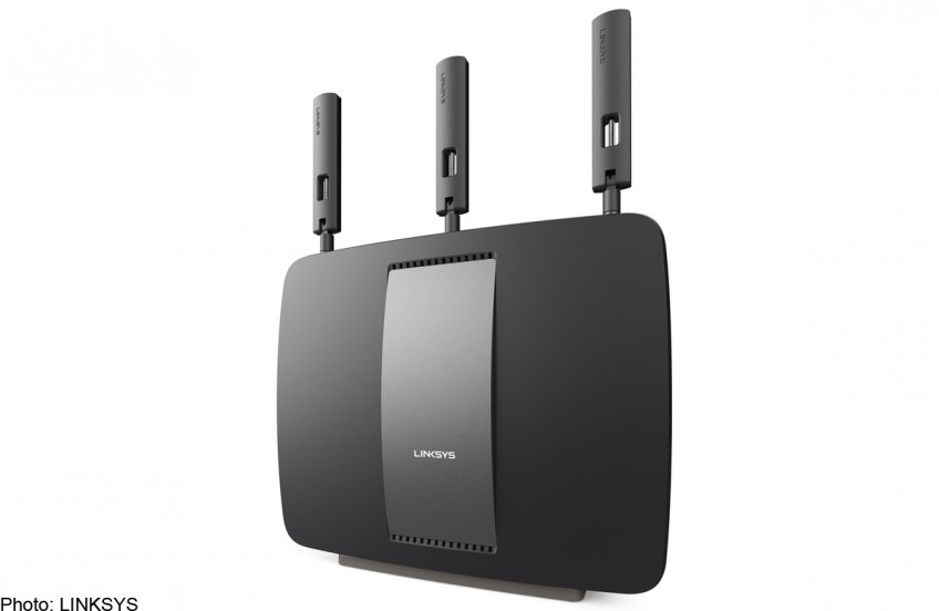 Linksys EA9200 Tri-Band Smart Wi-Fi router