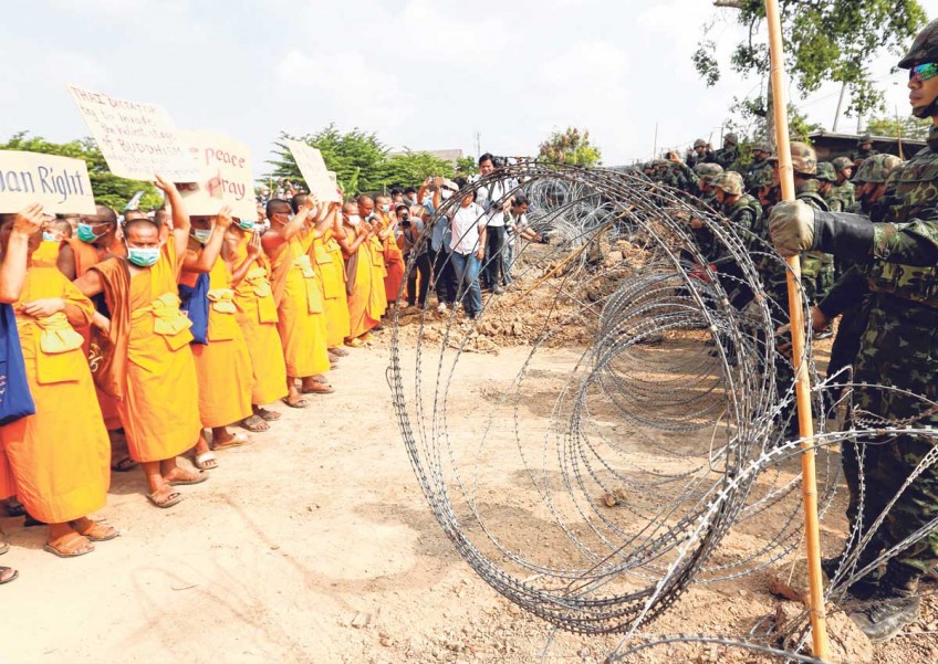 The power struggle behind Thailand's temple row
