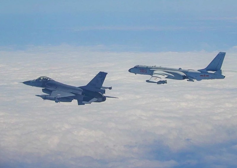 Taiwan scrambles armed jets as Chinese air force flies around island