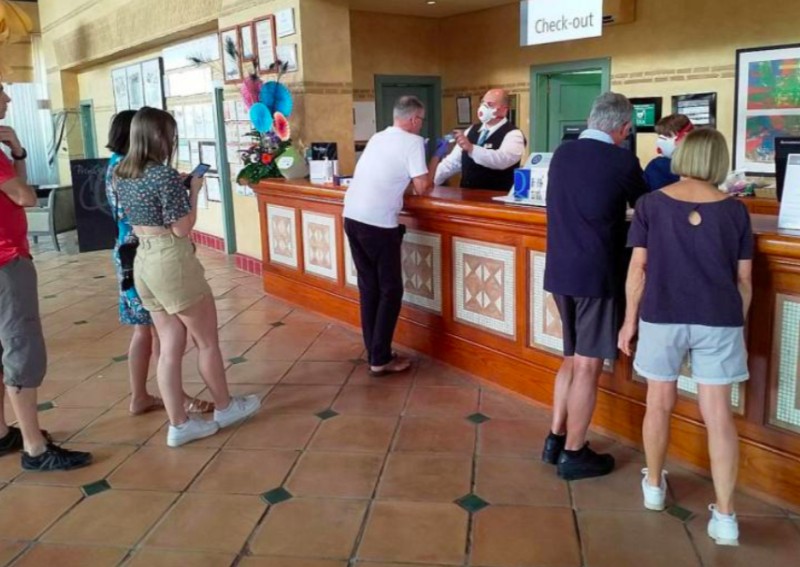 Hundreds of tourists in Tenerife hotel lockdown over coronavirus