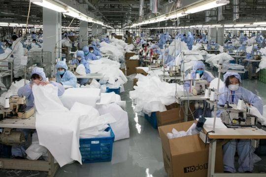 Coronavirus: Amid China mask shortage, diaper and phone makers step up to fill production void