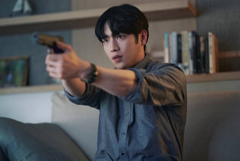 Just the tip: Is Seo Kang-joon and Lee Si-young's latest sci-fi mystery-thriller series Grid worth the watch?