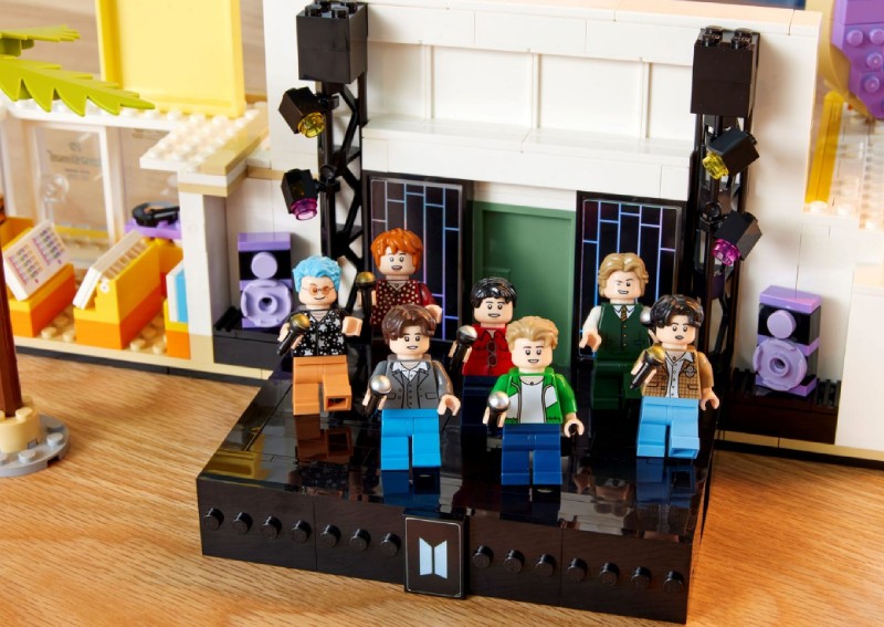 BTS lights up Lego with new Dynamite set 