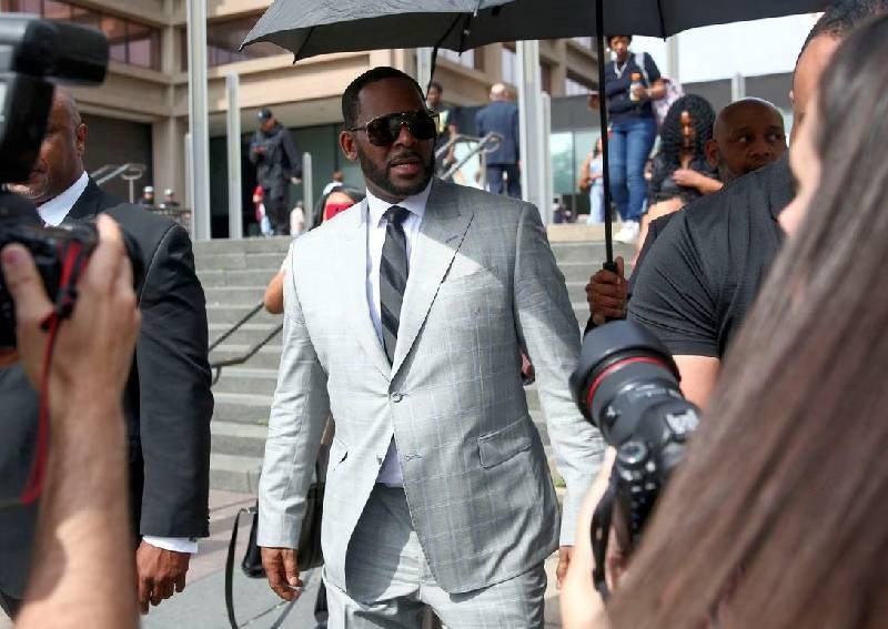 R. Kelly's 2nd conviction extends earlier 30-year sentence by a year