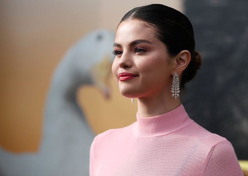 'I'm 30 and too old for this': Selena Gomez quits social media a day after becoming most-followed on Instagram