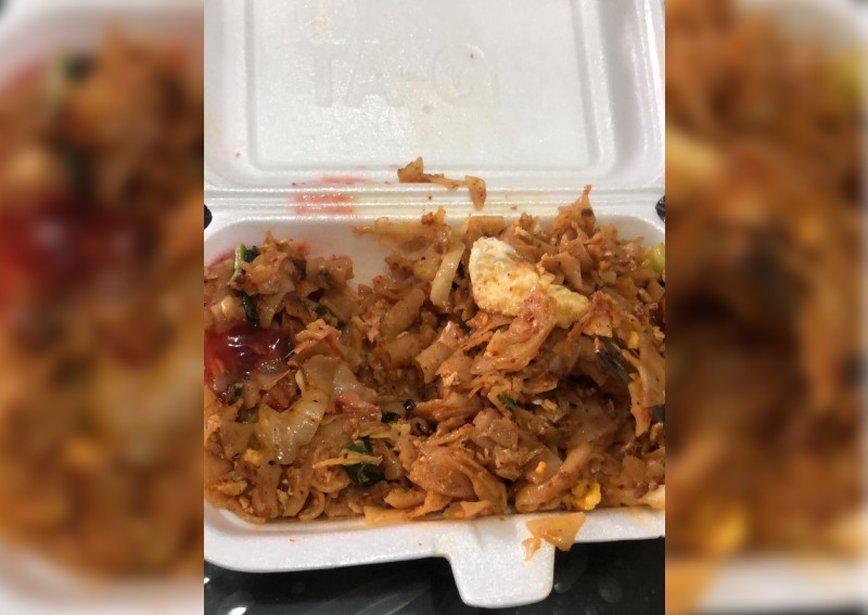 'How is this $5?' Woman orders mutton kway teow goreng with egg, gets just noodles