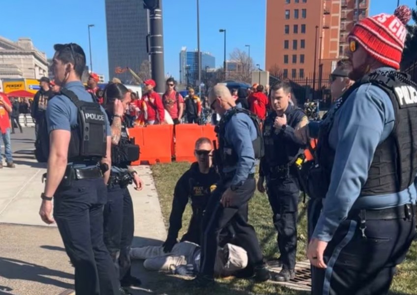 2 men charged with murder in shooting near Kansas City's Super Bowl rally