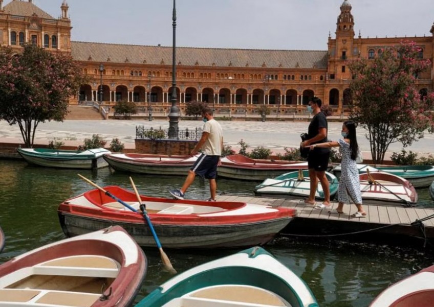 Spain's Seville plans to charge fee for visiting landmark square