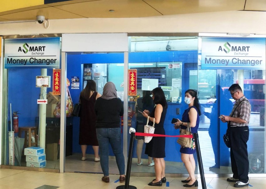 Short queues at some money changers despite ringgit plunging to 26-year low
