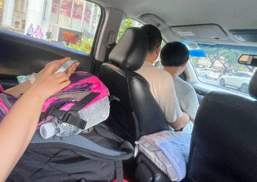 'Is this even legal?' Passenger calls out Grab driver for allowing 2 passengers to share front seat