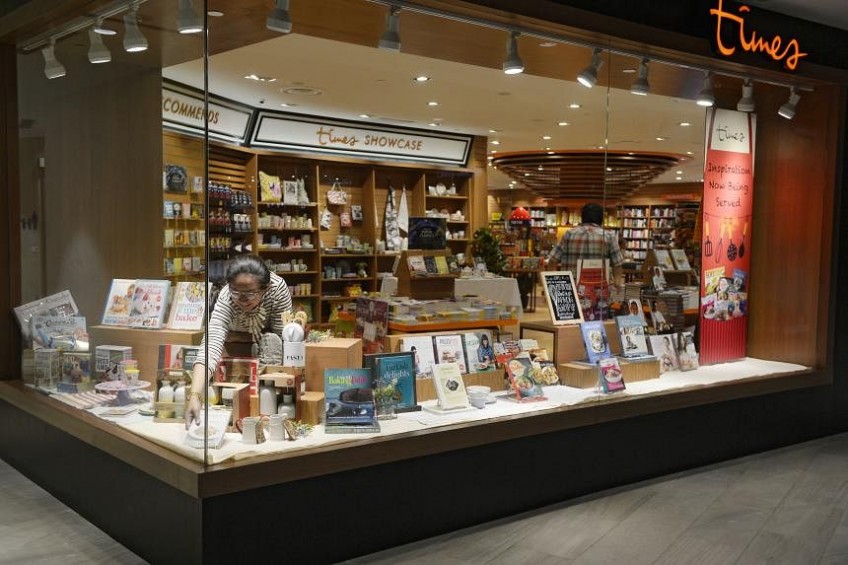 Times Bookstores down to one location as it closes both mall outlets