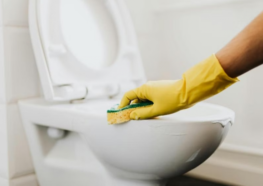 $580 toilet cleaning course draws ridicule, but SkillsFuture and NEA say training 'essential' for cleaners