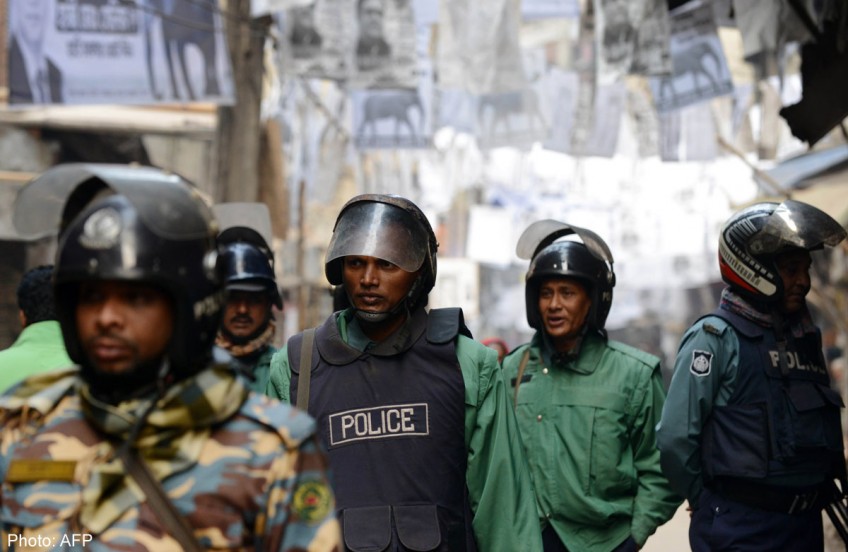 Polling stations and police attacked as Bangladesh votes