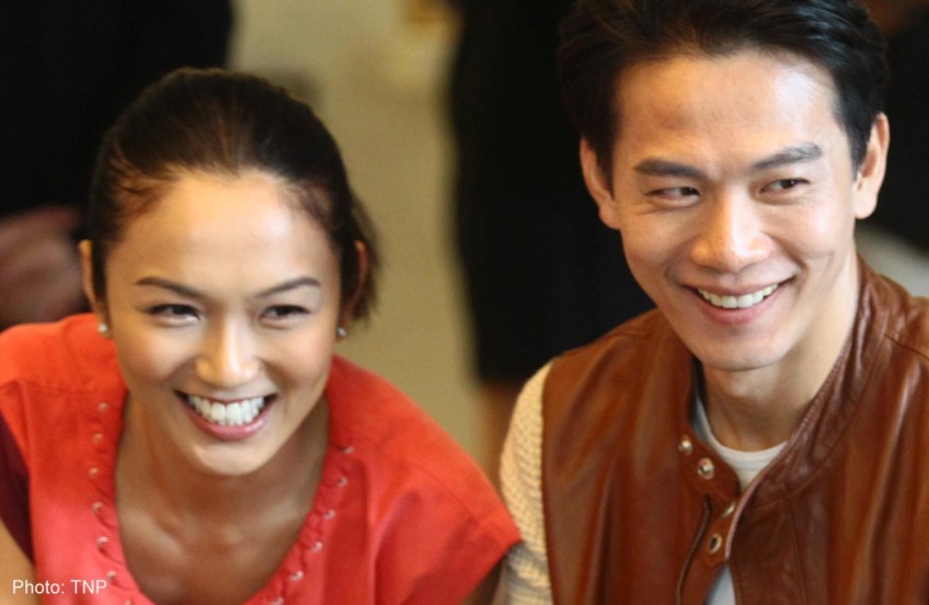 Hubby Qi Yuwu protective of pregnant Joanne Peh on set