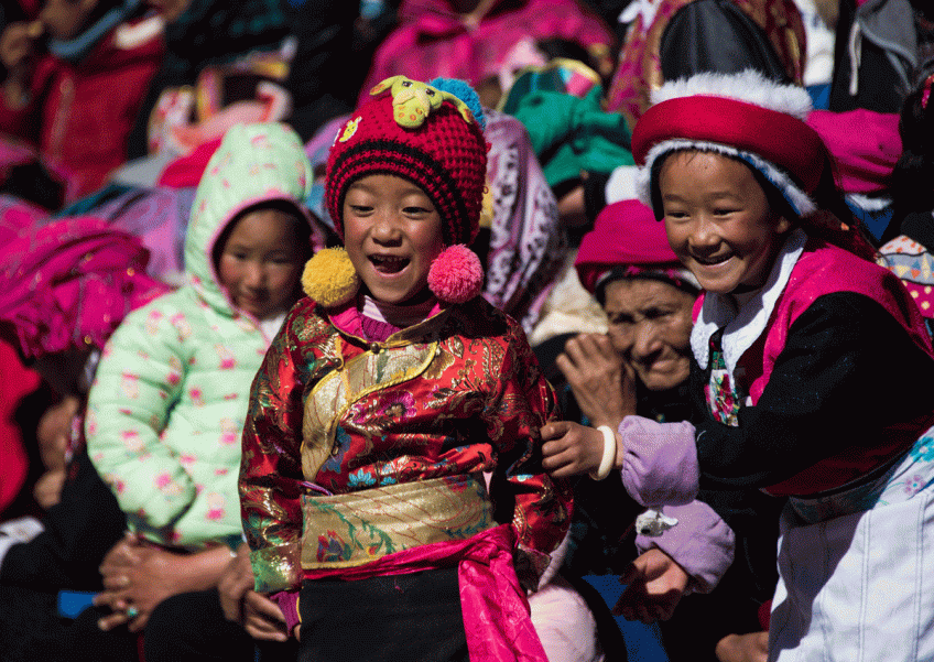 Dances with monks at Tibetan festival