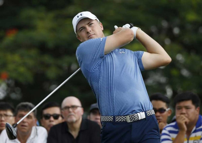 Golf: Spieth leads in Singapore but eyes room for improvement