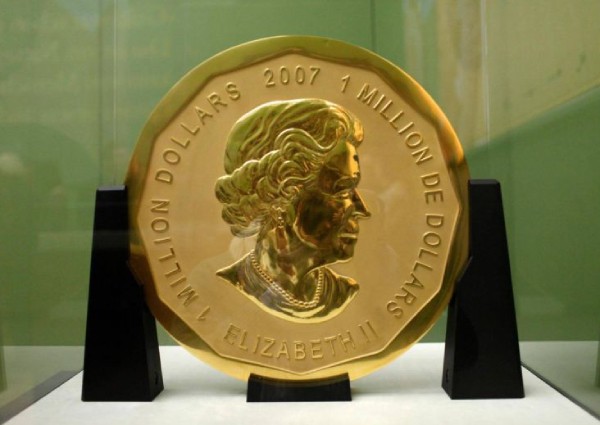4 men to go on trial for giant gold coin heist at Berlin museum