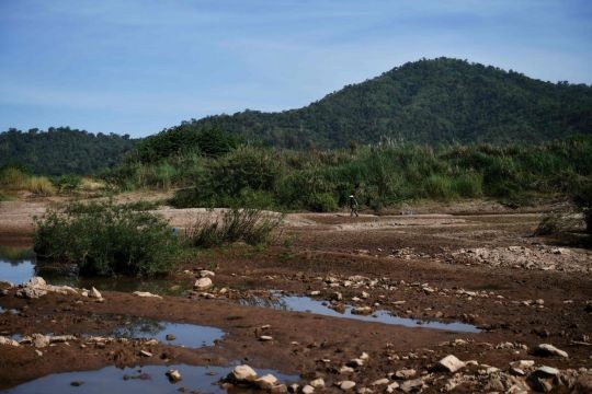 Thais asked to shower less as drought worsens