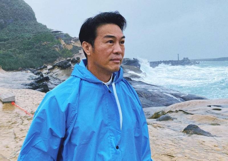 'It was a very painful decision': Zheng Geping leaving Mediacorp after 36 years